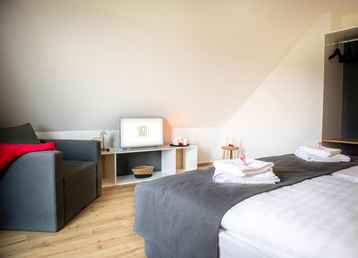Ugo Apartman Halászi Zewnętrze zdjęcie