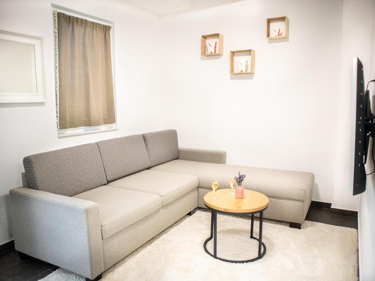 Ugo Apartman Halászi Zewnętrze zdjęcie