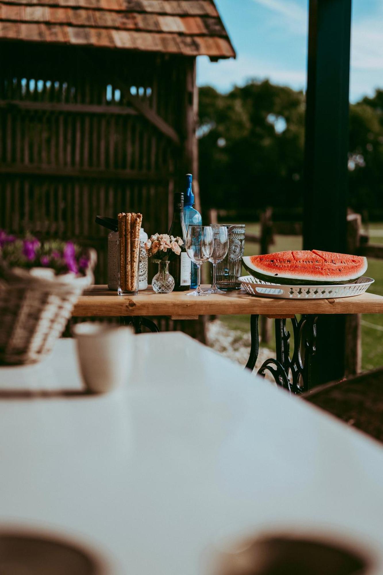 Ugo Apartman Halászi Zewnętrze zdjęcie
